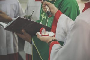 Jakie dokumenty do ślubu kościelnego
